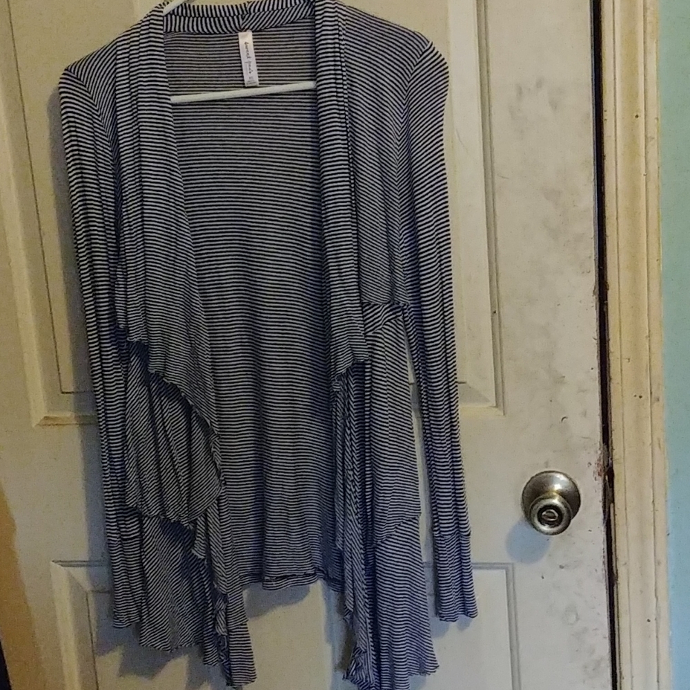 Sweet pea size xs wrap over shirt